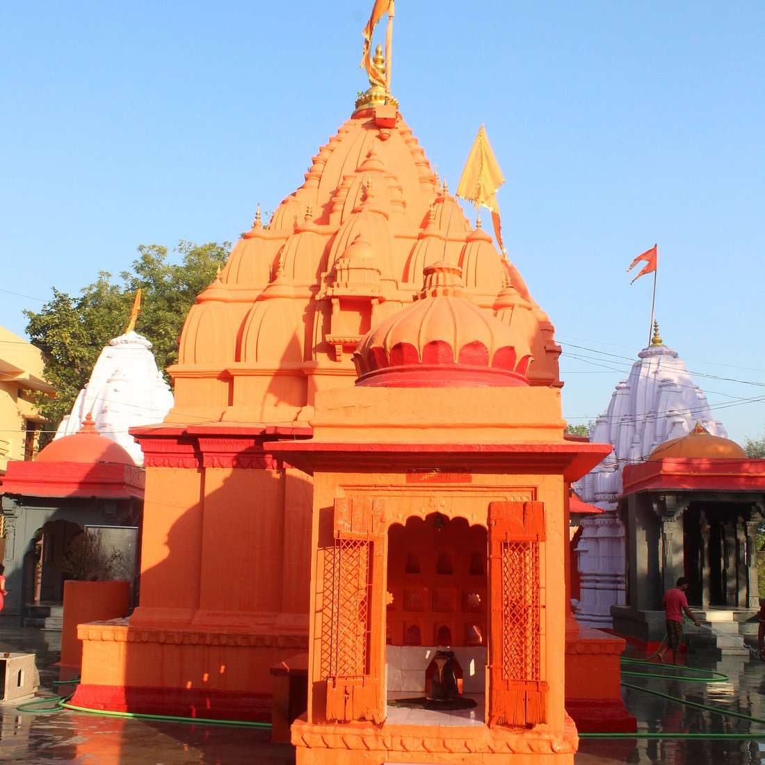 Maheshwar and Mandu Combo Taxi Package from Ujjain