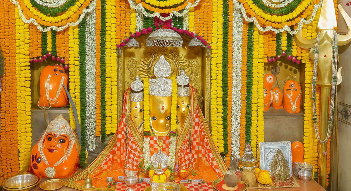 Baglamukhi Mata (Nalkheda) - Slide 3