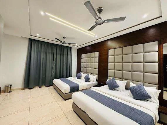 3 Star Hotels Room Photo 30