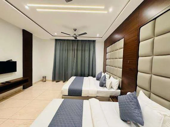 3 Star Hotels Room Photo 32