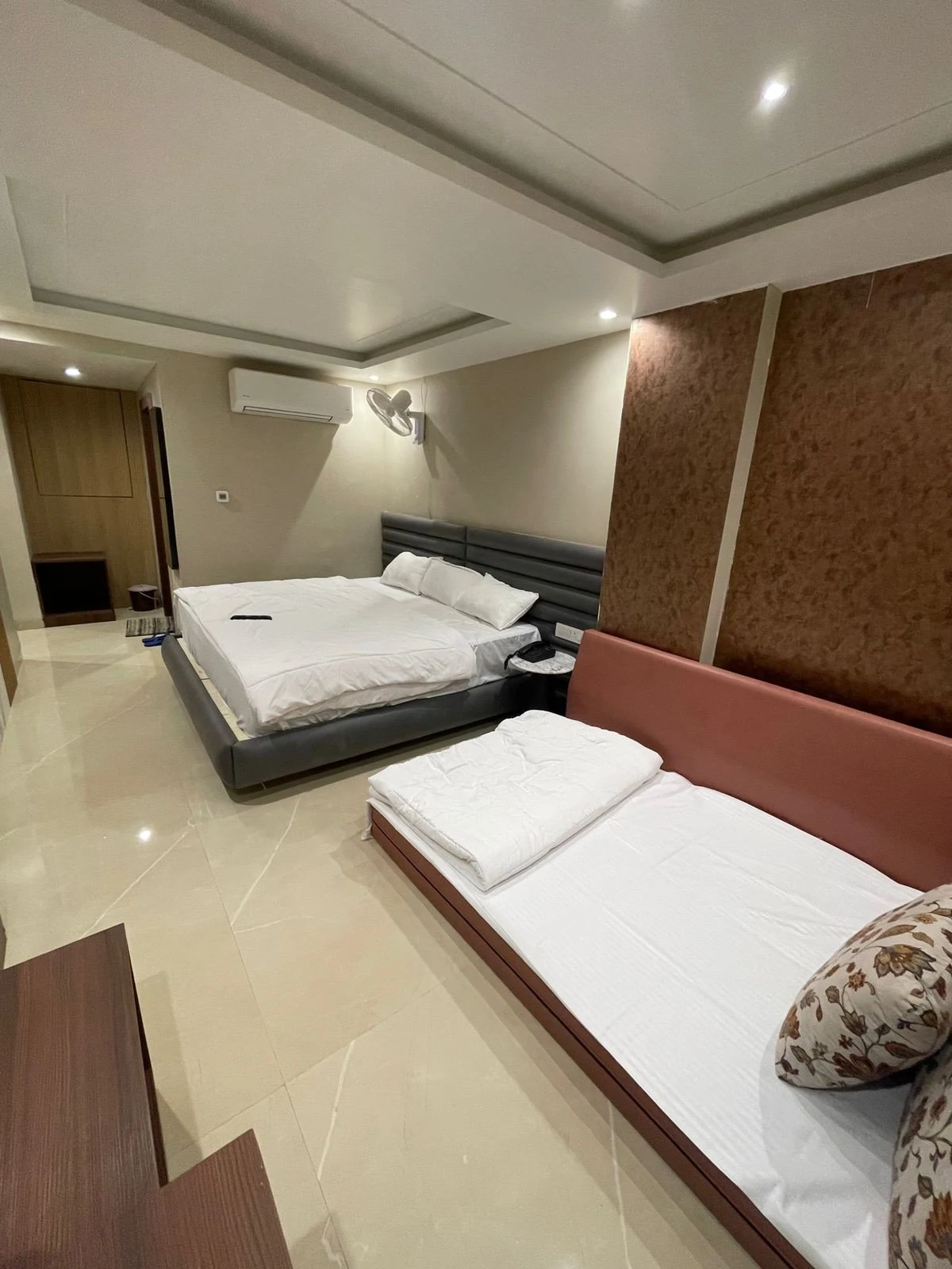3 Star Hotels Room Photo 37