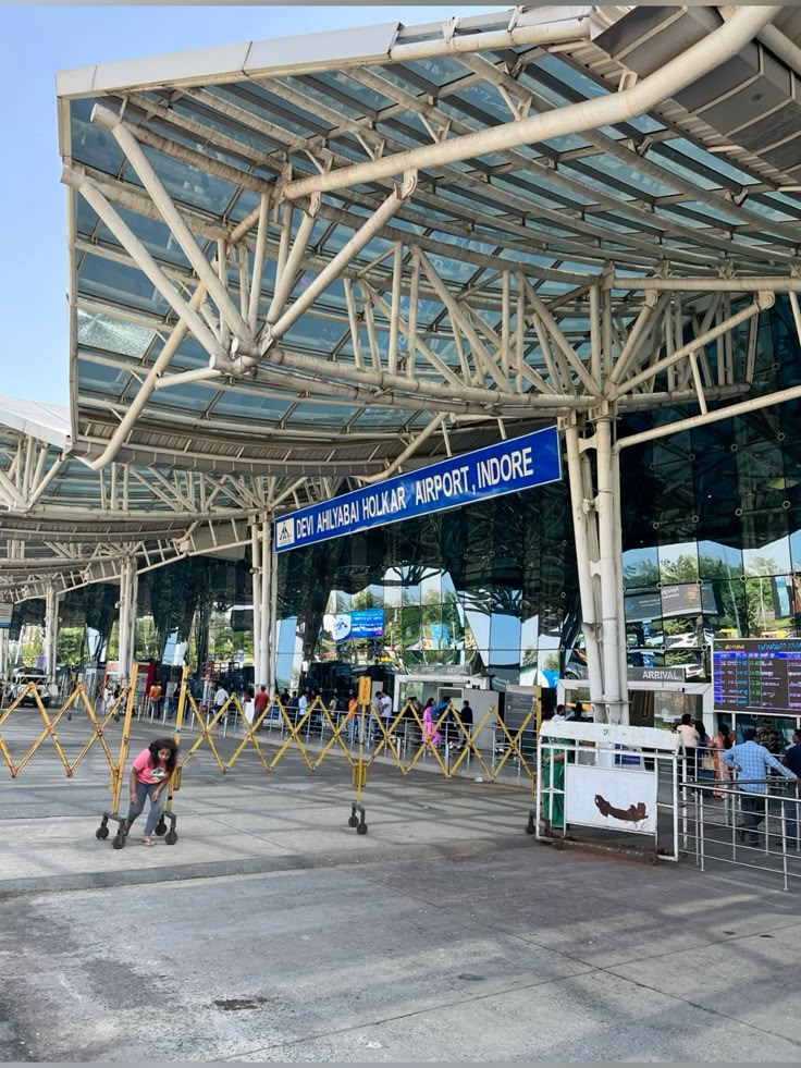 Indore Airport Pickup/Drop - Slide 3
